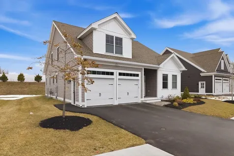 40 Sage Lane Portsmouth NH 03801