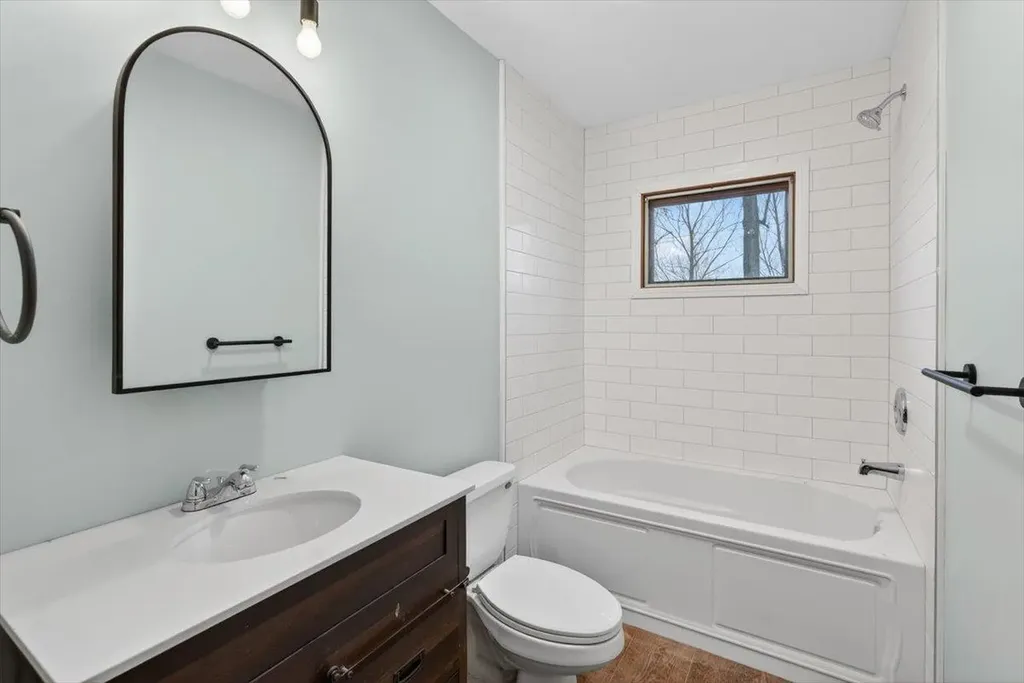 233 Hunter Road North Alburgh VT 05440