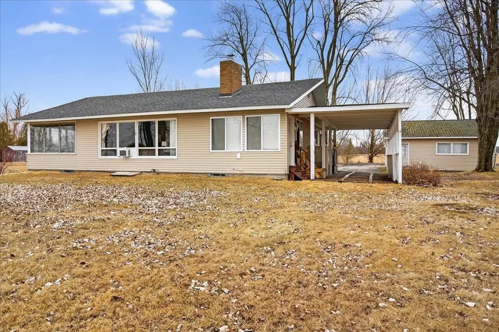 233 Hunter Road North Alburgh VT 05440