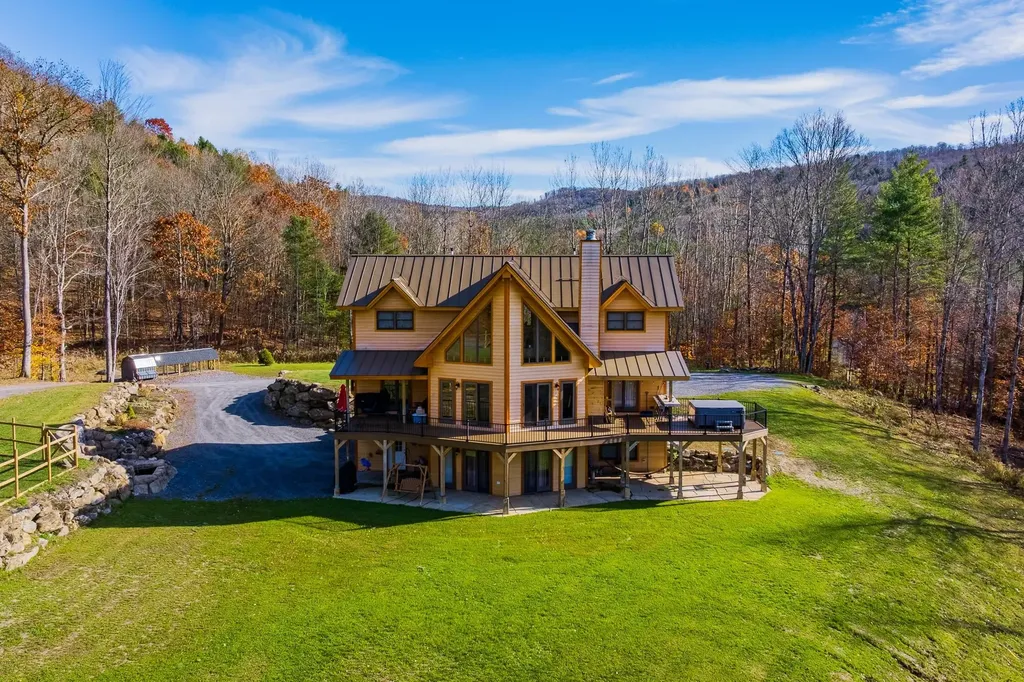 85 Button Hill Road Tunbridge VT 05077