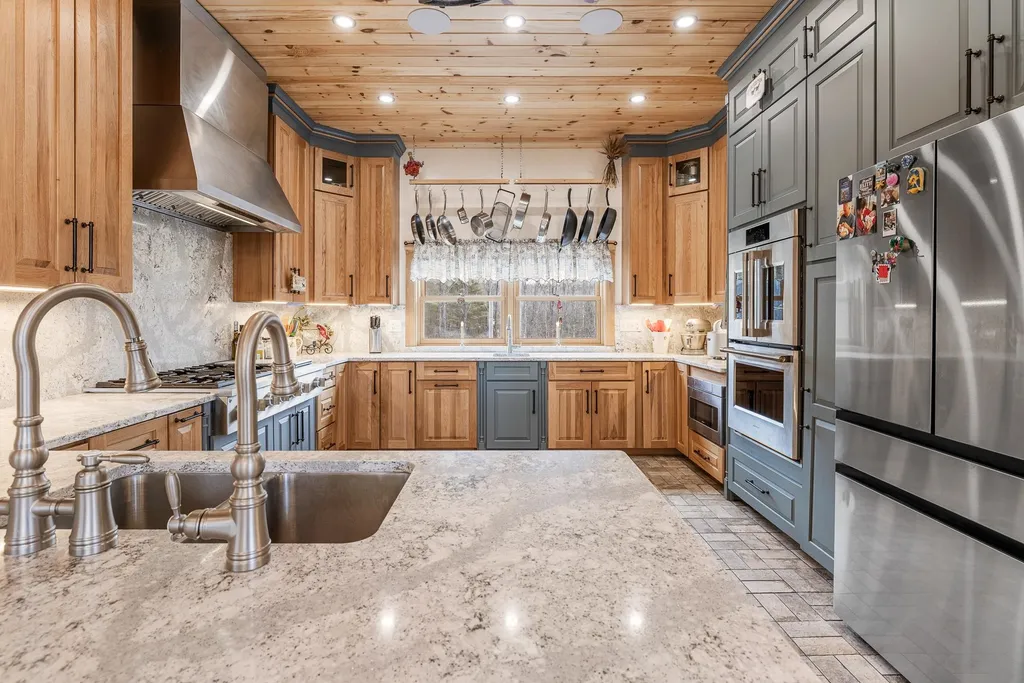 85 Button Hill Road Tunbridge VT 05077