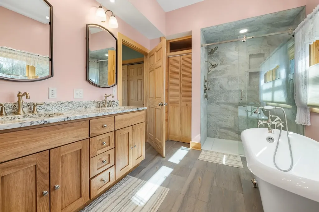 85 Button Hill Road Tunbridge VT 05077
