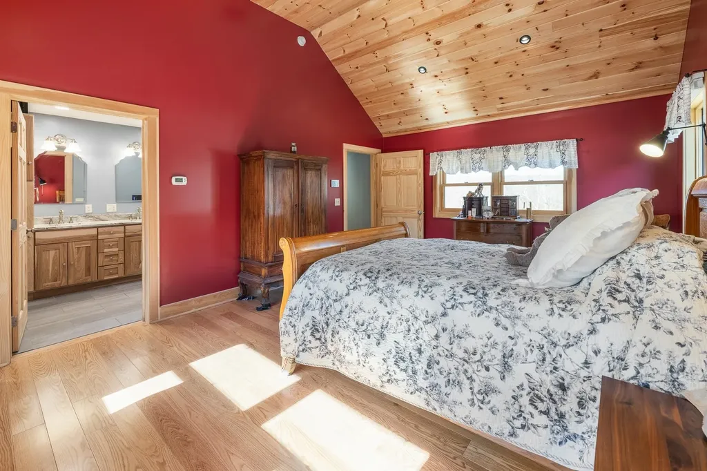 85 Button Hill Road Tunbridge VT 05077