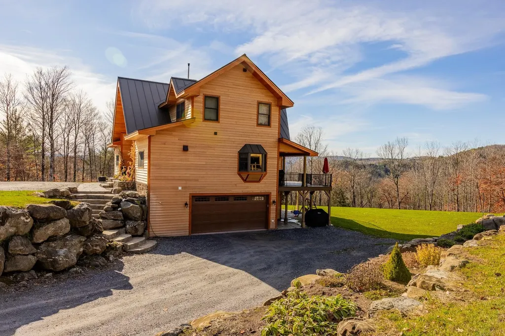 85 Button Hill Road Tunbridge VT 05077