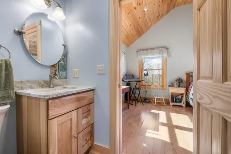 85 Button Hill Road Tunbridge VT 05077