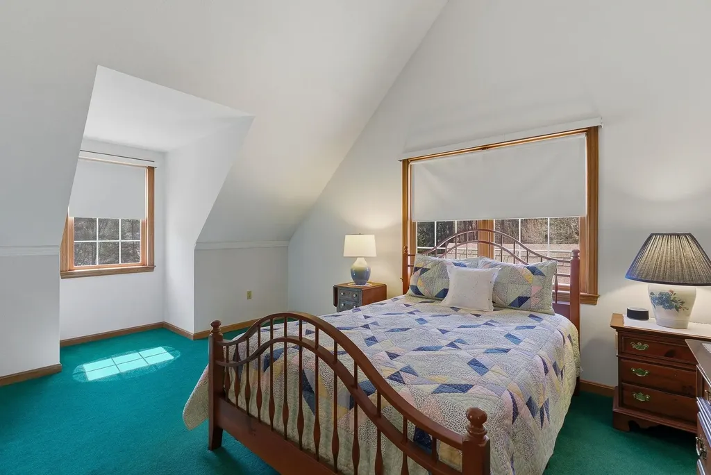 166 Amherst Street Amherst NH 03031