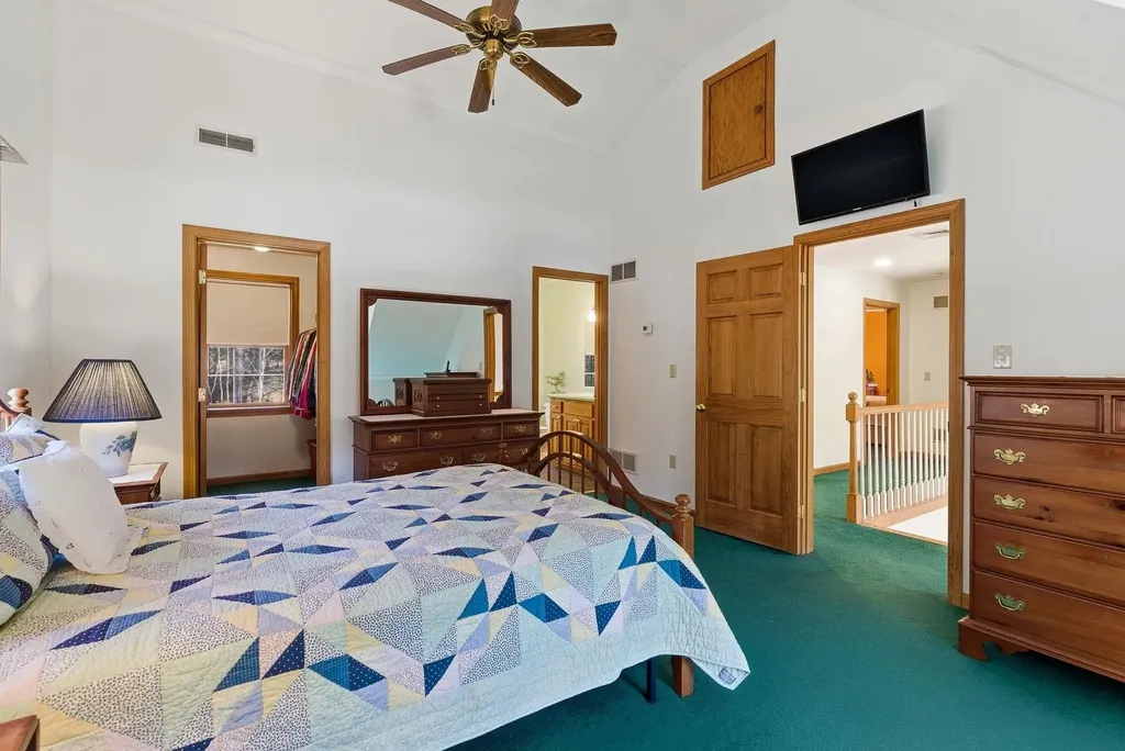 166 Amherst Street Amherst NH 03031