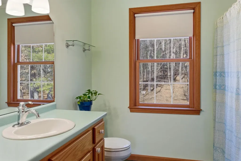 166 Amherst Street Amherst NH 03031