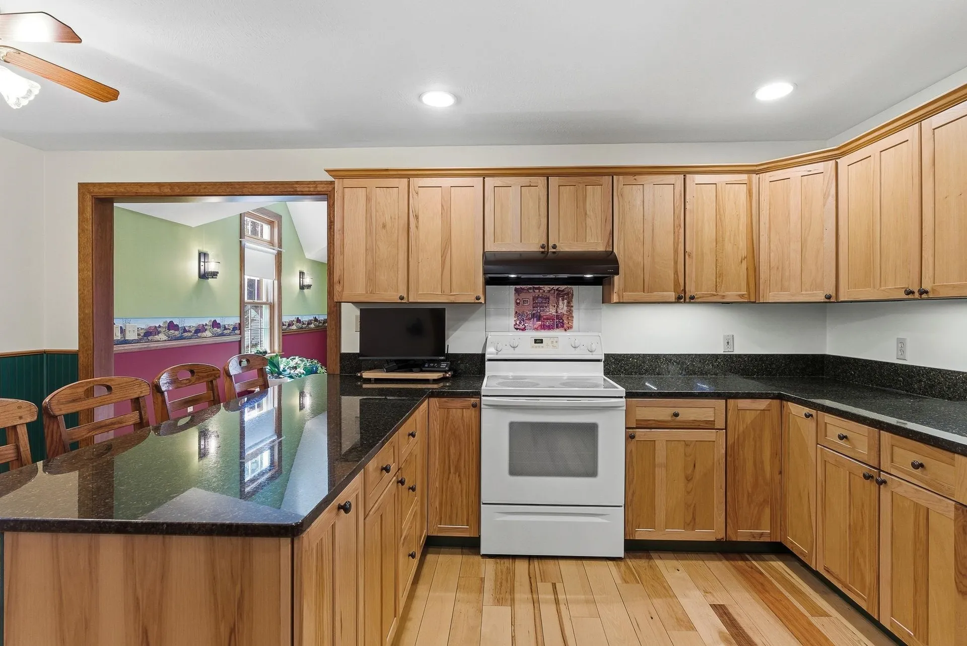 166 Amherst Street Amherst NH 03031