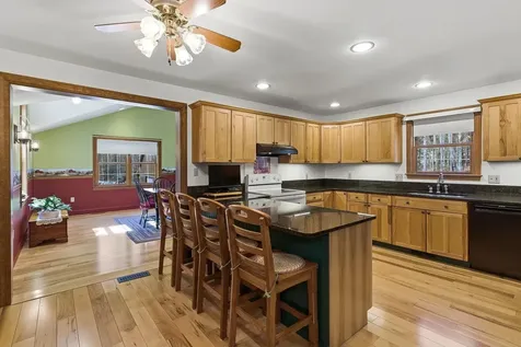 166 Amherst Street Amherst NH 03031