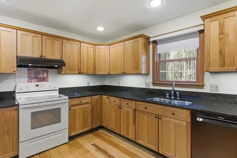 166 Amherst Street Amherst NH 03031