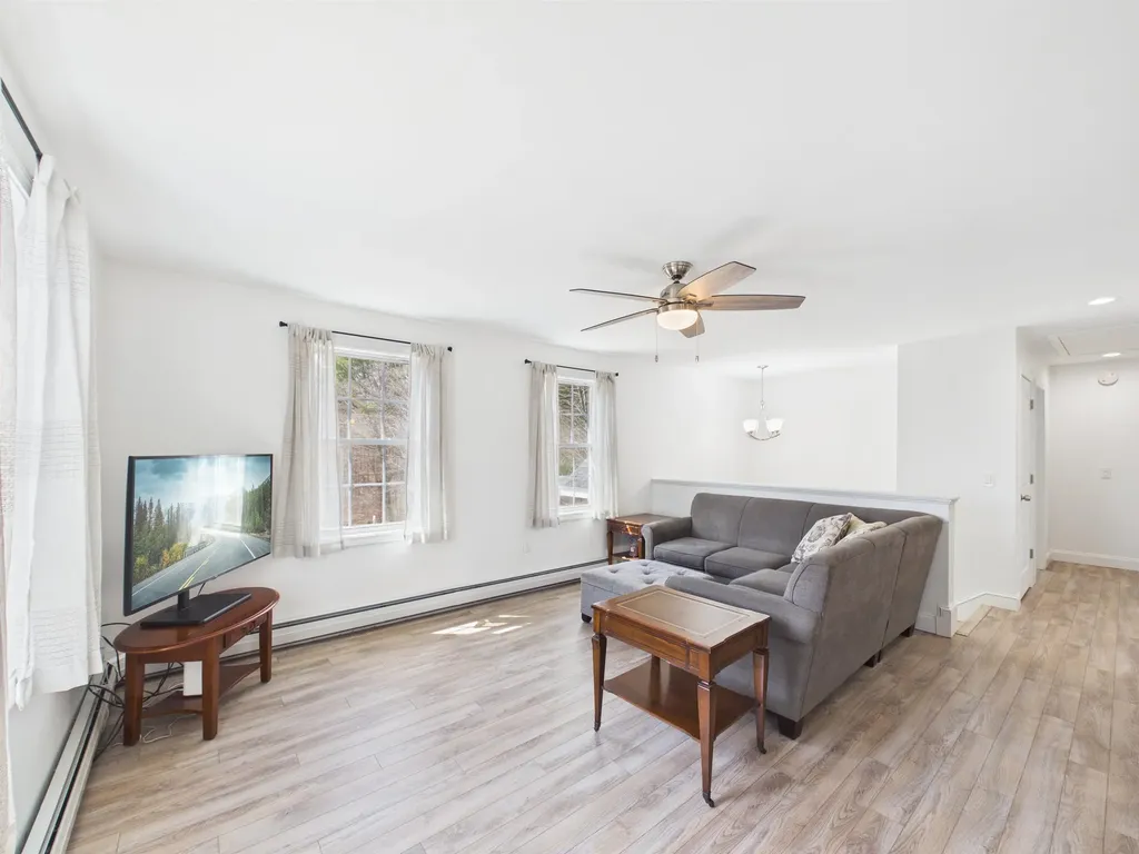 176 Old Chesterfield Road Hinsdale NH 03451