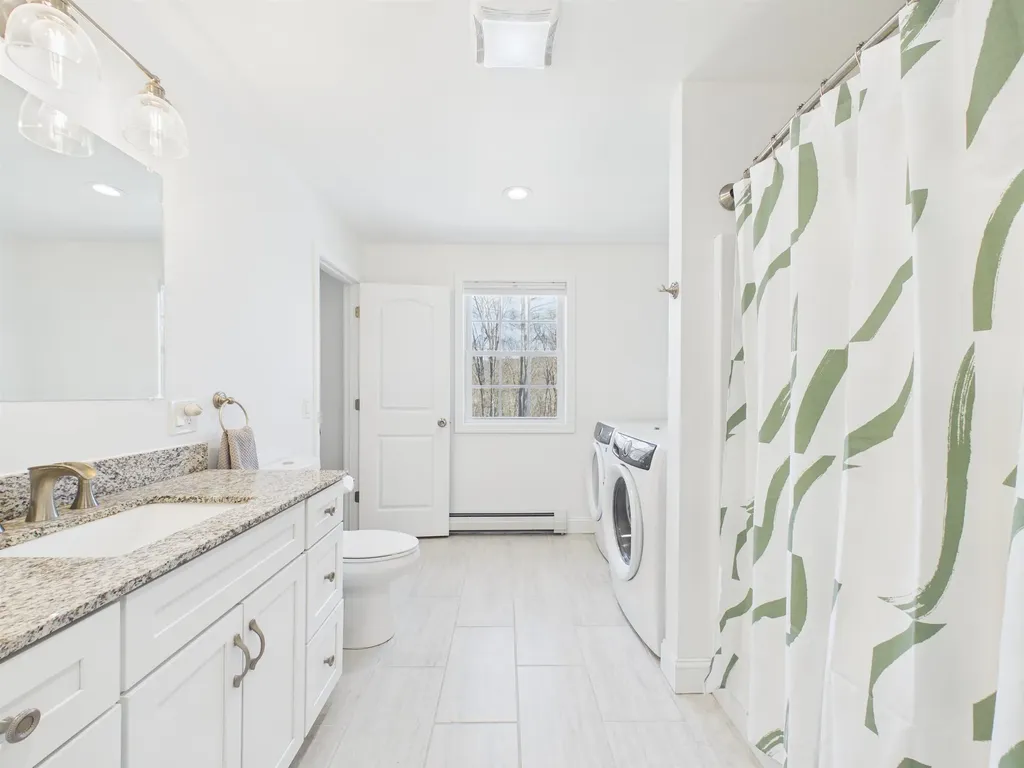 176 Old Chesterfield Road Hinsdale NH 03451