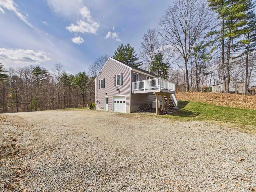 176 Old Chesterfield Road Hinsdale NH 03451
