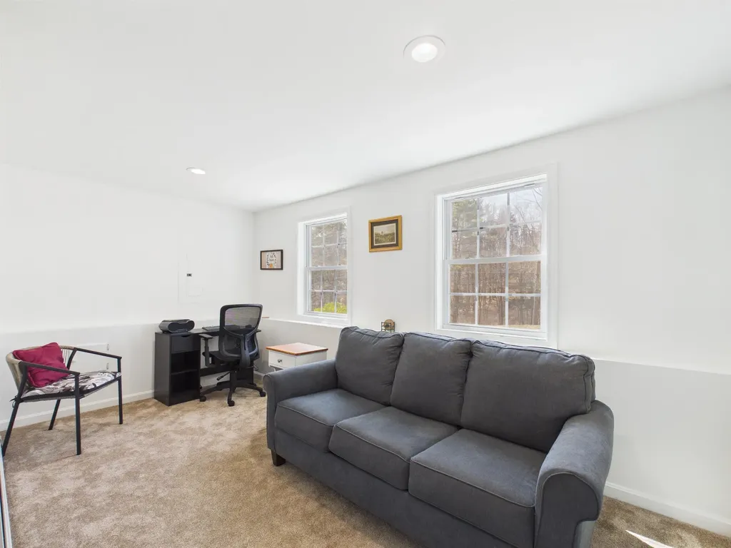 176 Old Chesterfield Road Hinsdale NH 03451