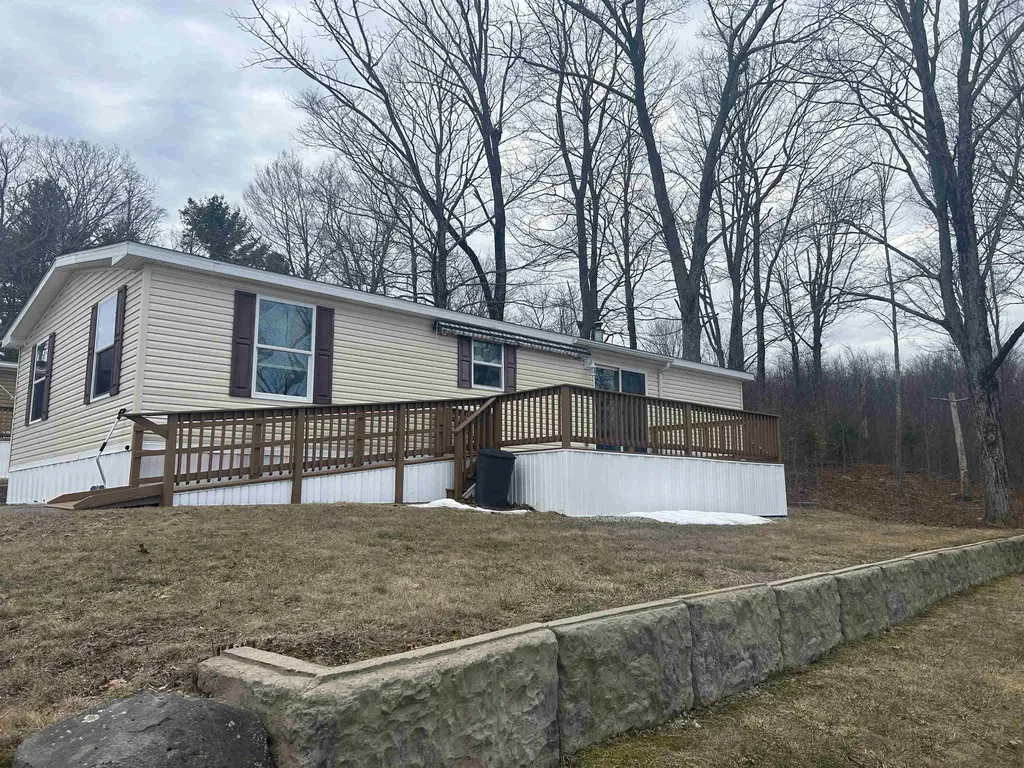 13 Seaglass Lane Kittery ME 03904