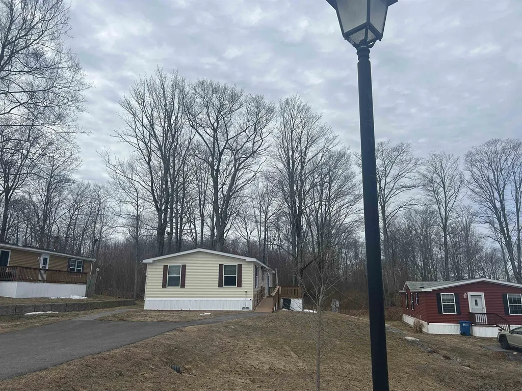 13 Seaglass Lane Kittery ME 03904