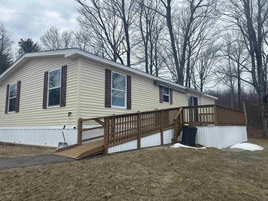 13 Seaglass Lane Kittery ME 03904