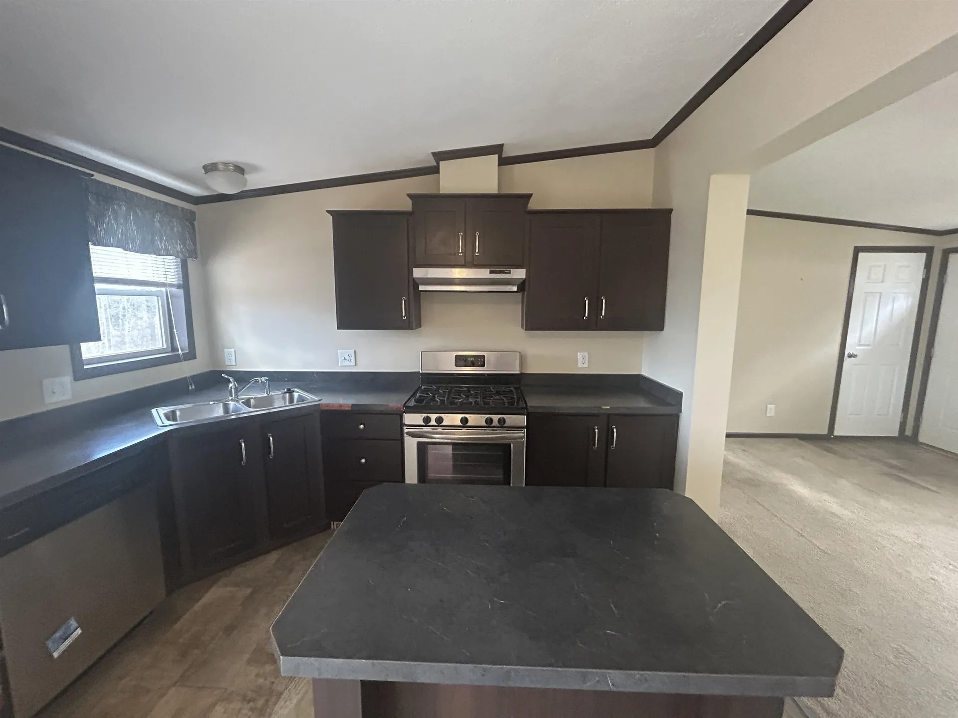 13 Seaglass Lane Kittery ME 03904