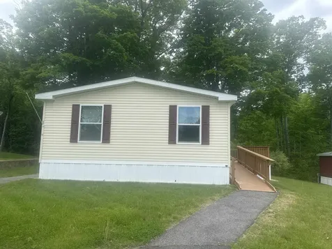 13 Seaglass Lane Kittery ME 03904