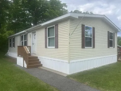 13 Seaglass Lane Kittery ME 03904