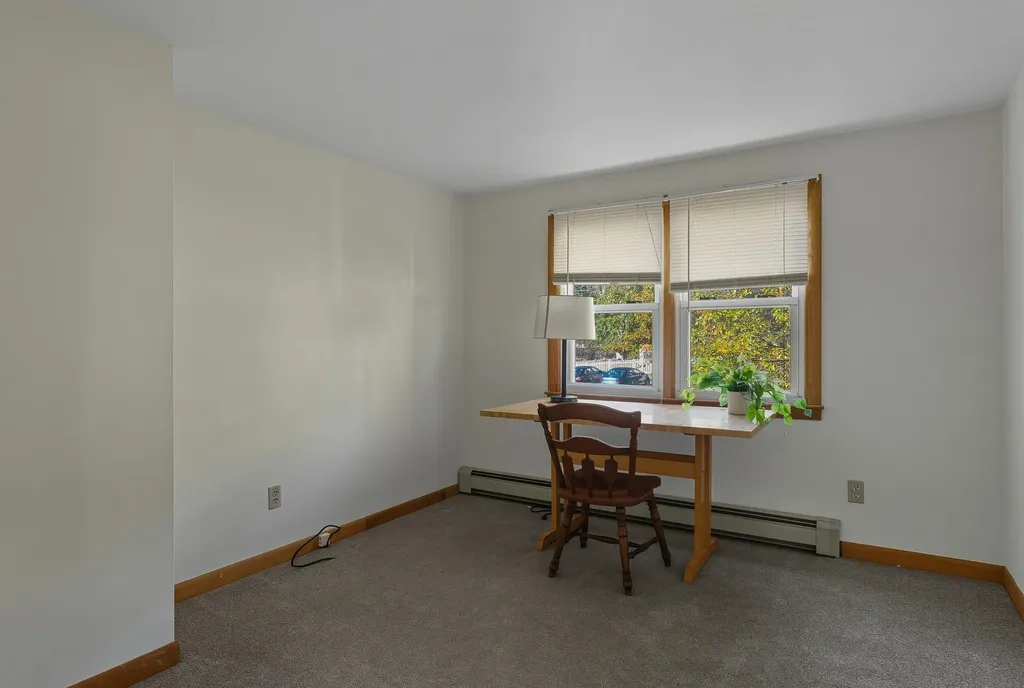 4 Vernon Avenue Rochester NH 03867