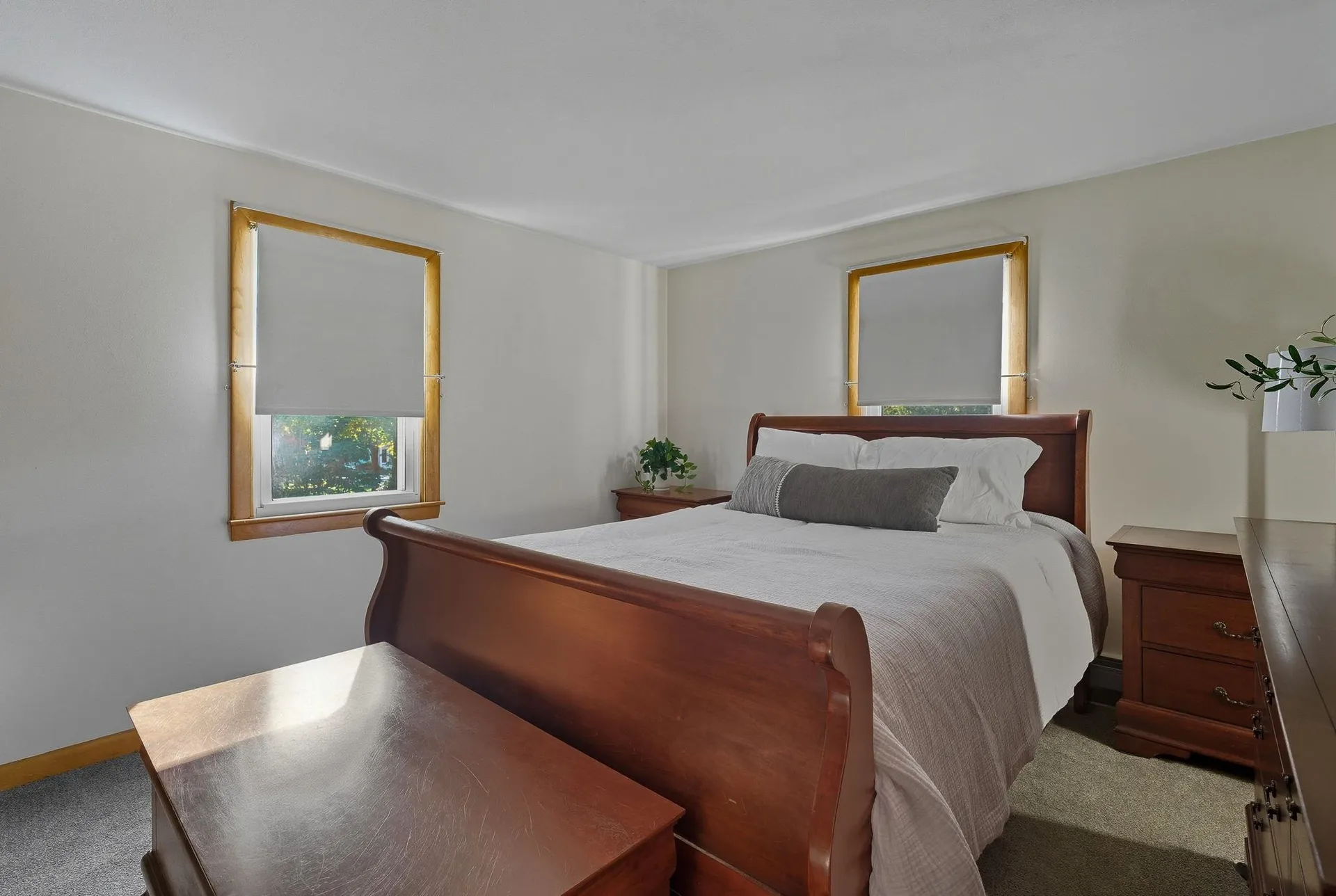 4 Vernon Avenue Rochester NH 03867
