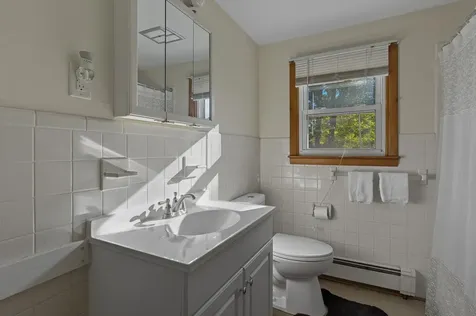 4 Vernon Avenue Rochester NH 03867