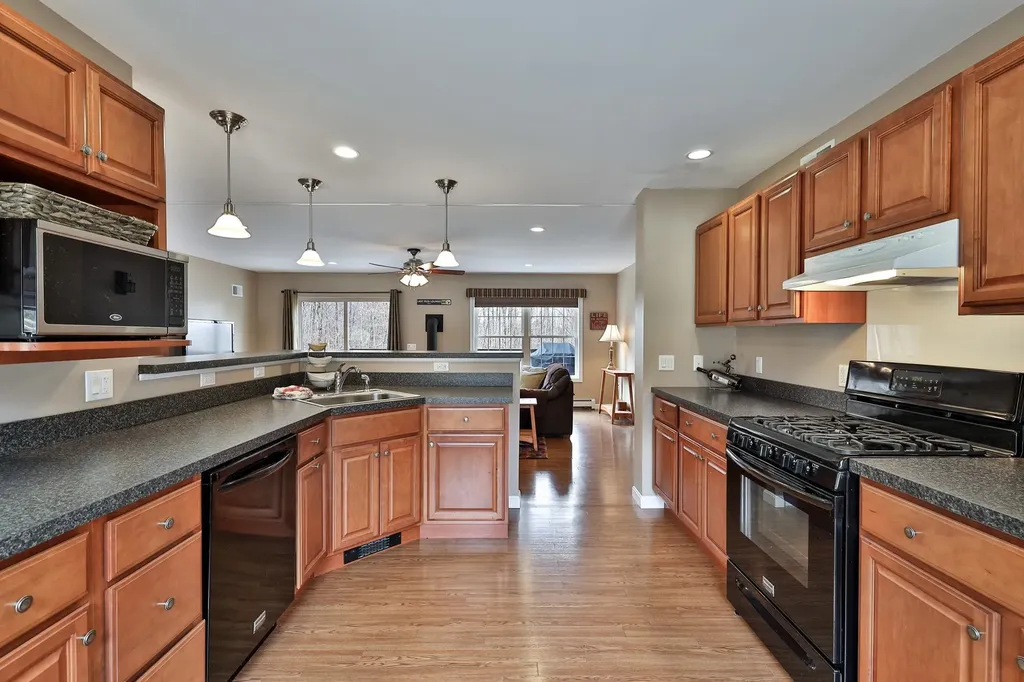 175 Overbrook Drive Mendon VT 05701