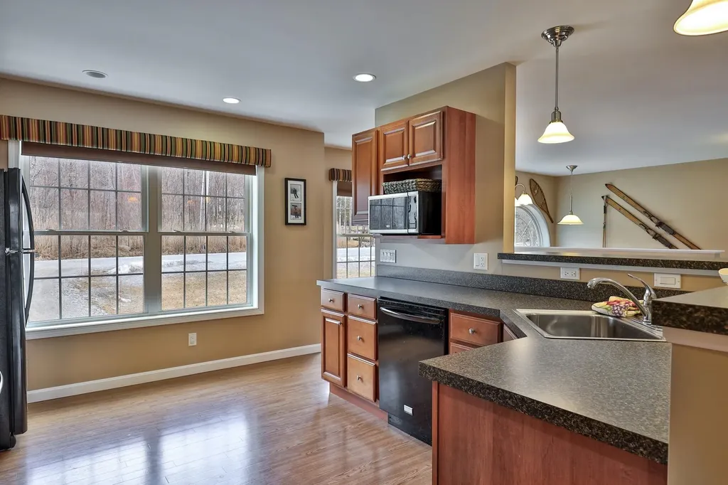 175 Overbrook Drive Mendon VT 05701