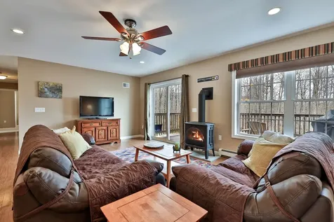 175 Overbrook Drive Mendon VT 05701