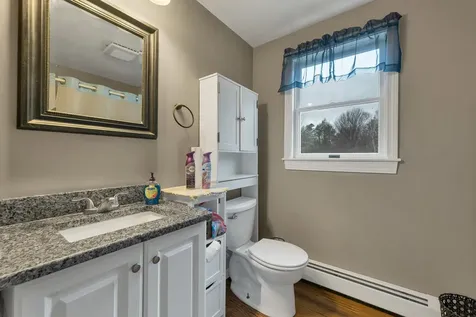 104 Ridgewood Drive Gilmanton NH 03237