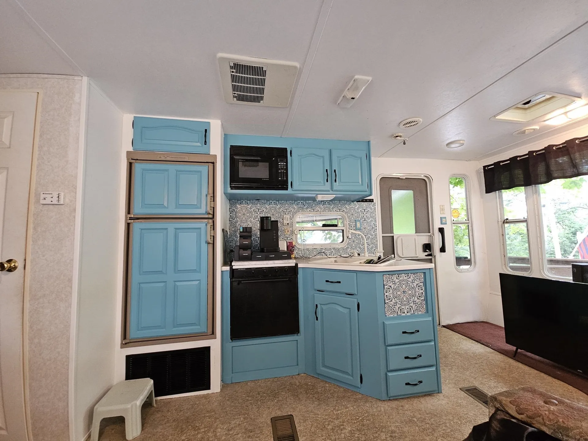 6 Viewland Court Alton NH 03809