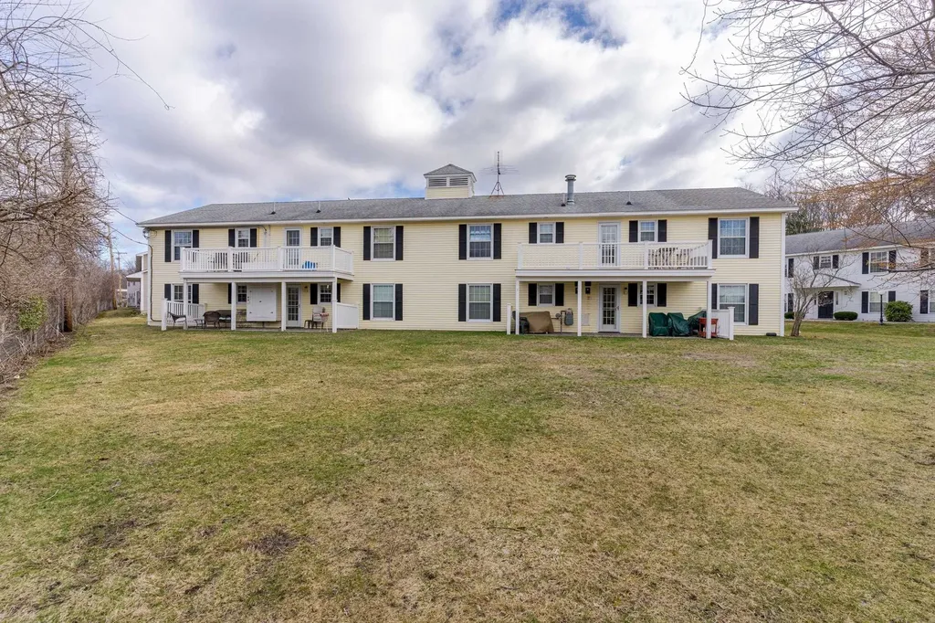 91 Winnacunnet Road Hampton NH 03842