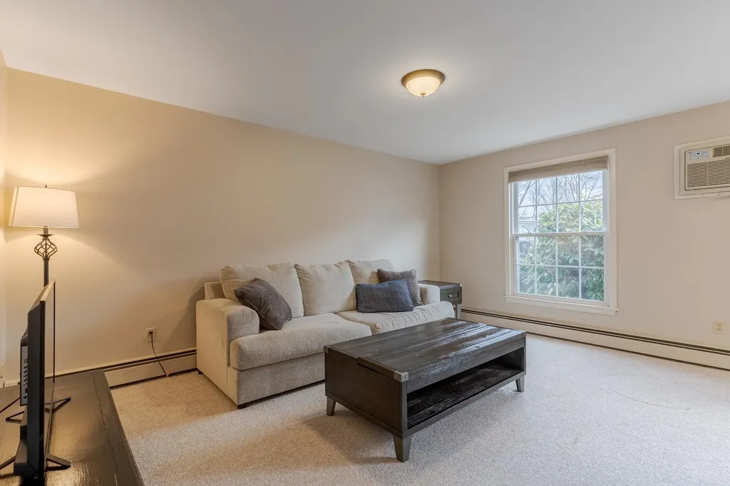 91 Winnacunnet Road Hampton NH 03842