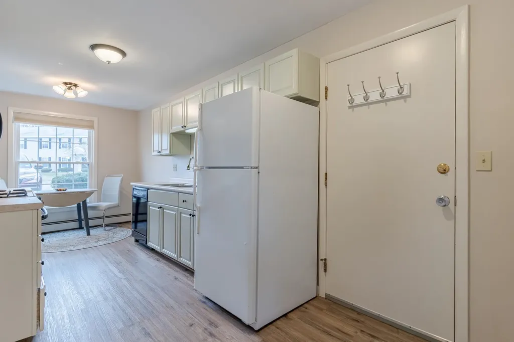 91 Winnacunnet Road Hampton NH 03842