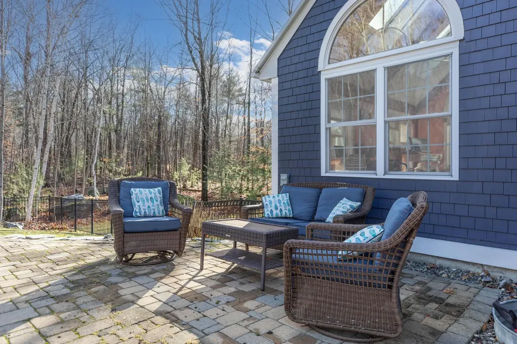 21 Shearwater Street Durham NH 03824