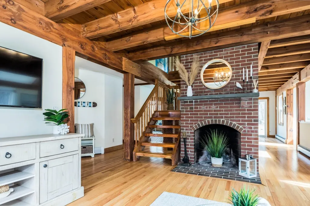 21 Shearwater Street Durham NH 03824