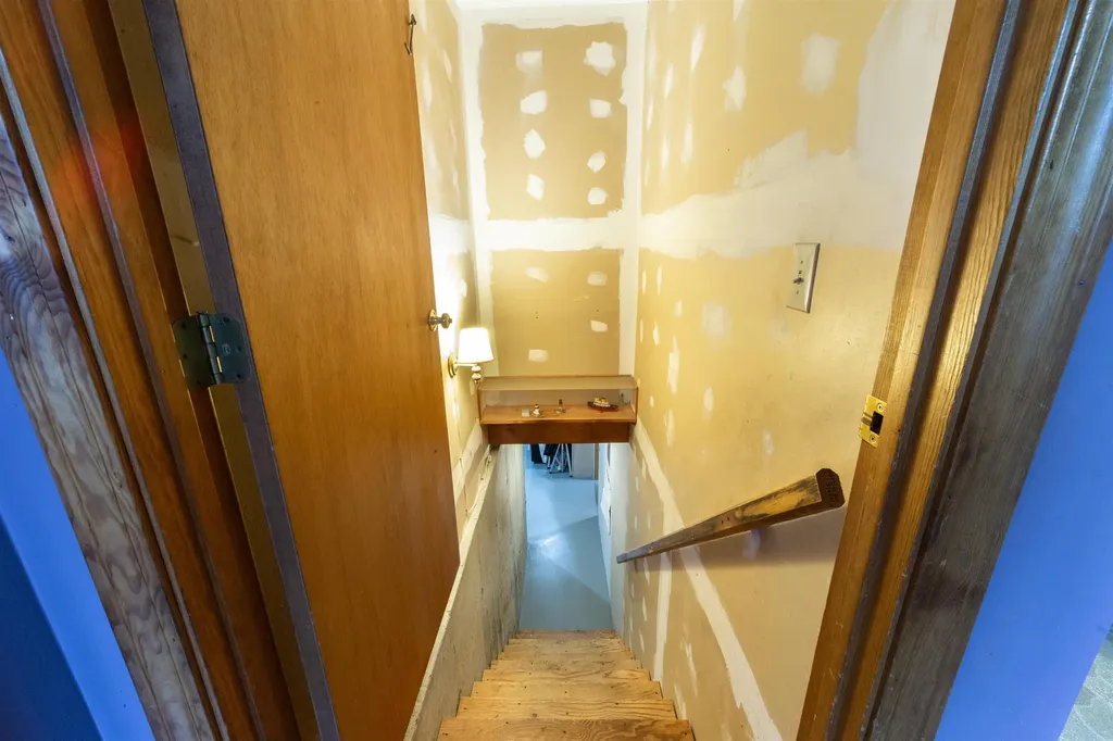 450 Upper Birch Drive Bristol NH 03222