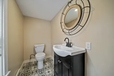 79 Haverhill Road Chester NH 03036