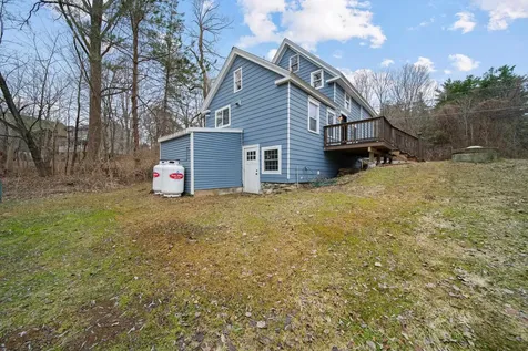 79 Haverhill Road Chester NH 03036