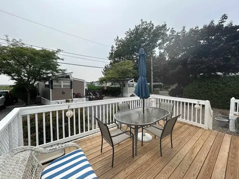 308 State Route 286 Seabrook NH 03874
