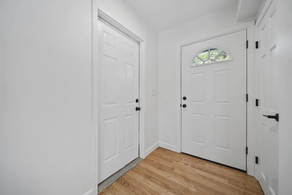 74 Riverside Drive Fremont NH 03044