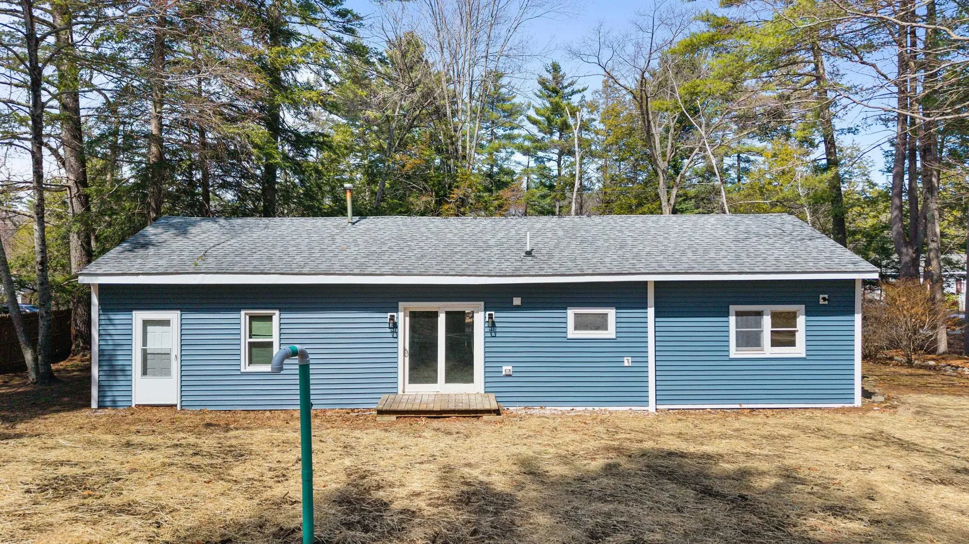 74 Riverside Drive Fremont NH 03044
