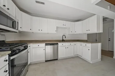 74 Riverside Drive Fremont NH 03044