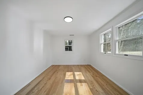 74 Riverside Drive Fremont NH 03044