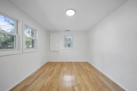 74 Riverside Drive Fremont NH 03044