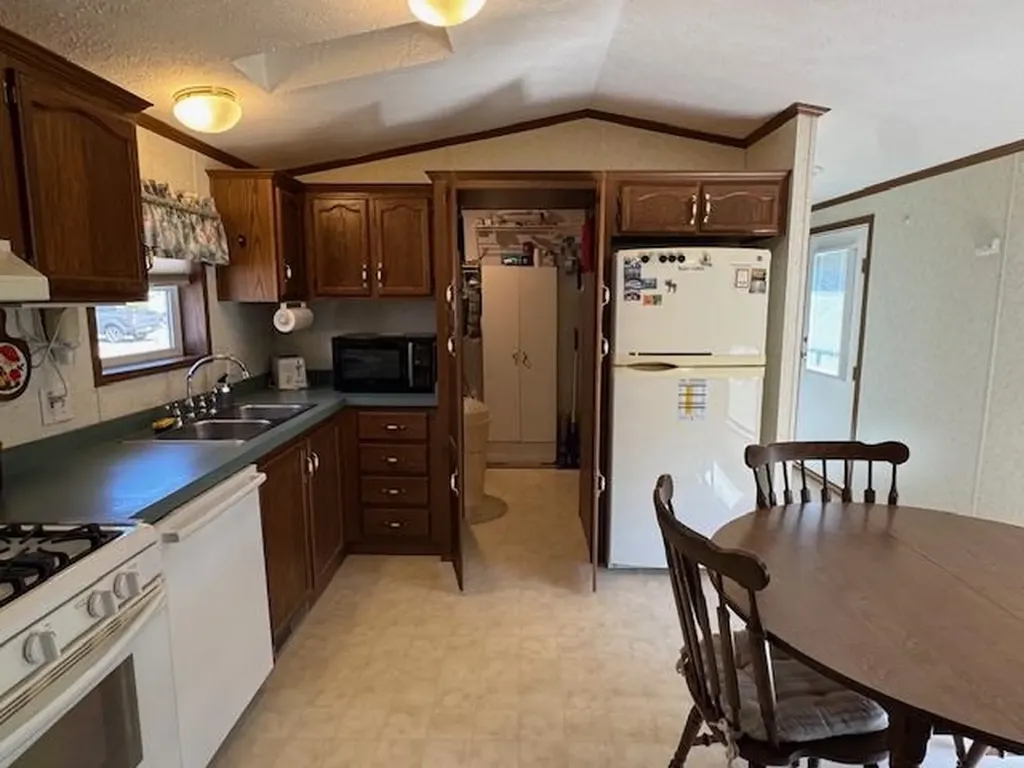 92 New Hillcrest Drive Greenville NH 03048