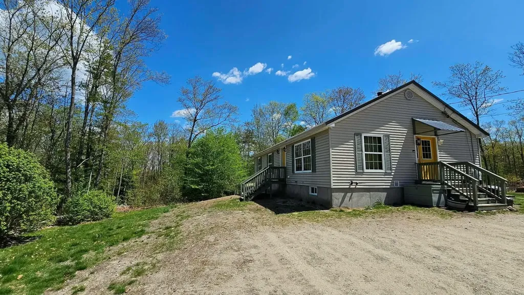 115 Moody Road Effingham NH 03882