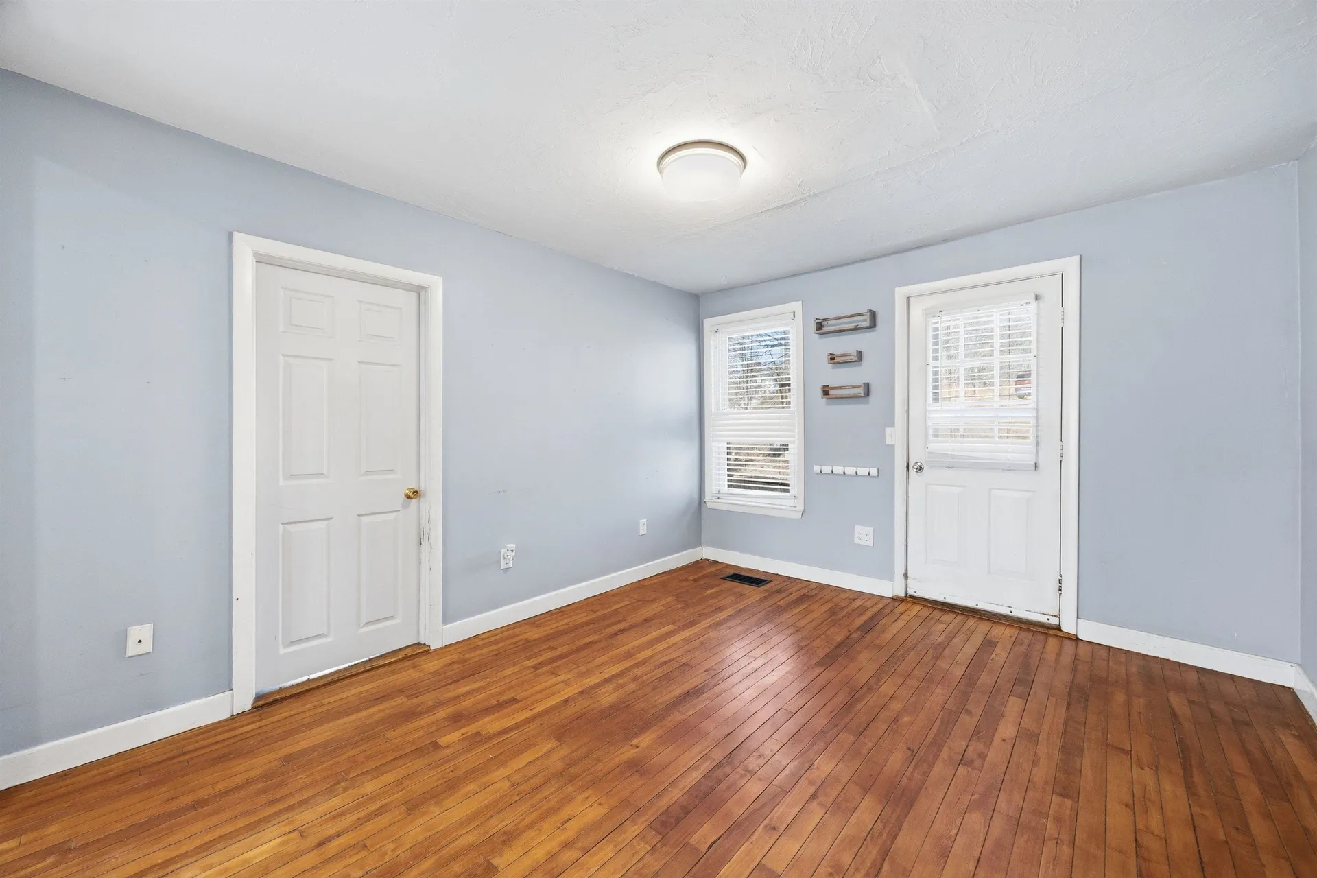 7 West Street Tilton NH 03276